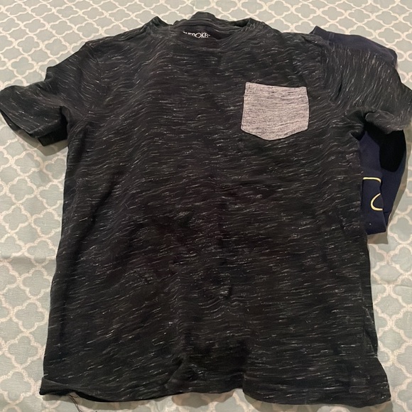 Boys small short sleeve tee lot (272) - Picture 3 of 4